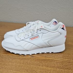 Reebok White Sneakers‎